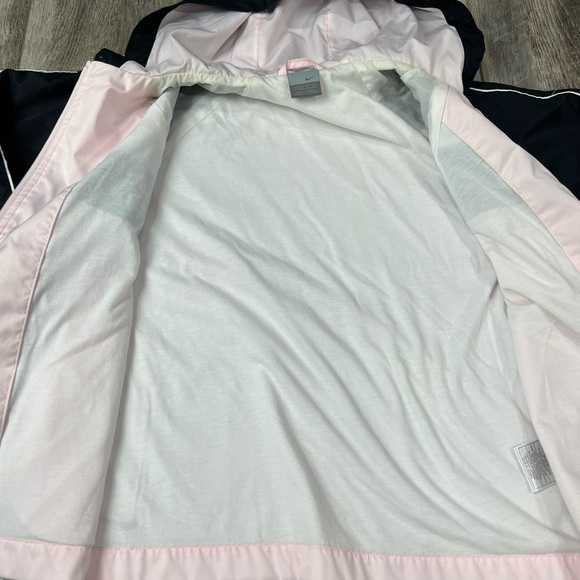 Nike Pink/Black‎ Windbreaker Jacket - Picture 11 of 12
